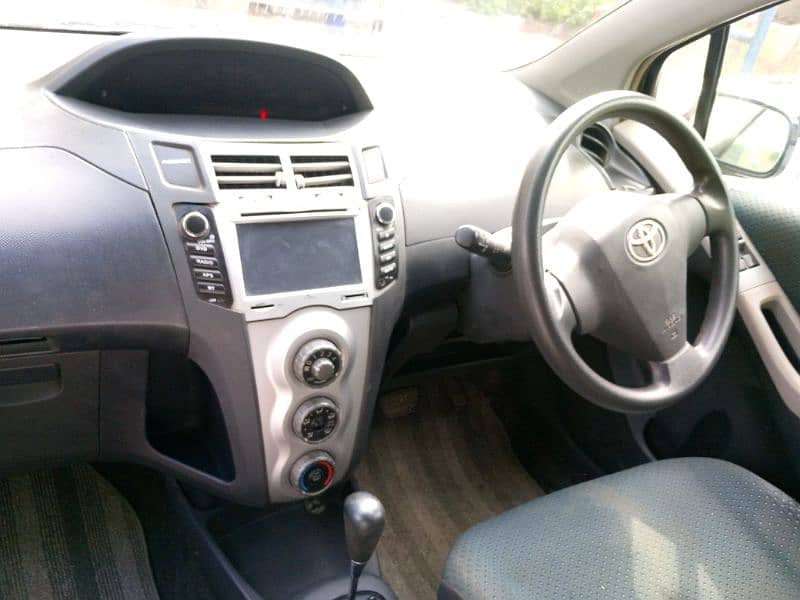 Toyota Vitz 2006 6