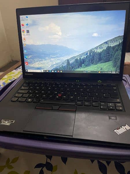 Lenovo corei7 laptop 8