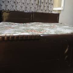 2 single bed with mattres