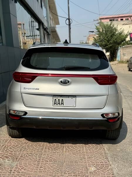 KIA Sportage FWD in New condition 4