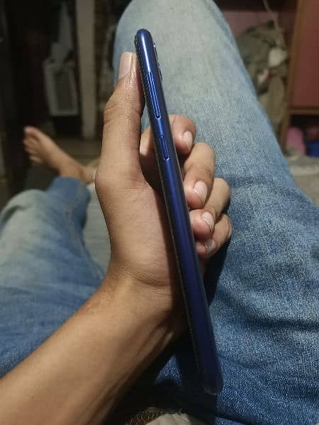 Honor 8c 3/32 official pta prove 10/9 condition 4