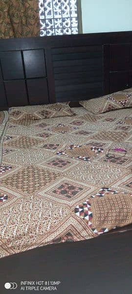 DOUBLE BED INCLUDING DRESSING TABLE, DIVIDER AND 3 PATT WALI ALMARI 1