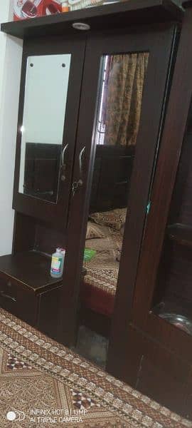 DOUBLE BED INCLUDING DRESSING TABLE, DIVIDER AND 3 PATT WALI ALMARI 4