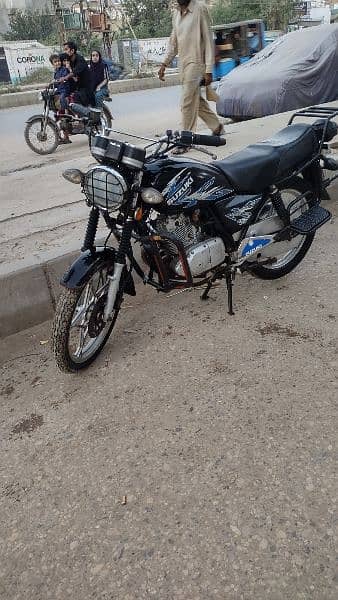 Suzuki GS SE 150 MODEL 2017 11