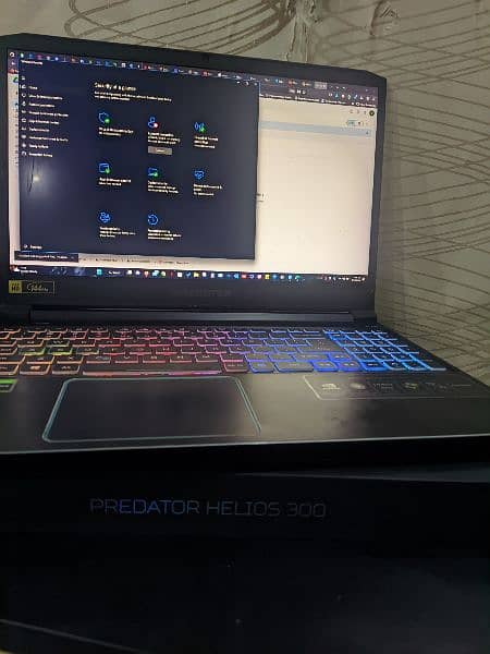 Acer Predator Helios 900 6