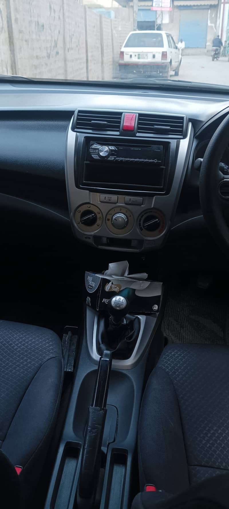 Honda City IVTEC 2010 14