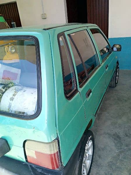 Suzuki Alto 2000 3