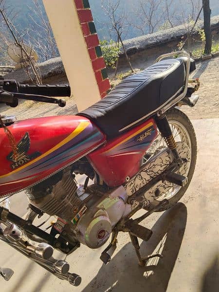 Honda CG 125 2011 model sialkot registration 1