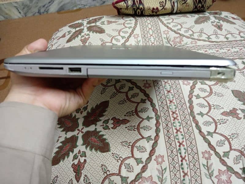 HP laptop core i3 5