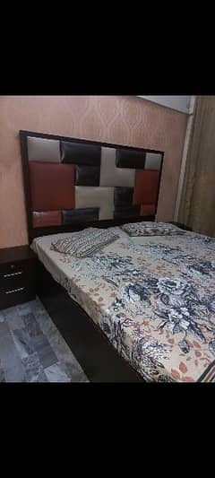 bed king size mattress one side table