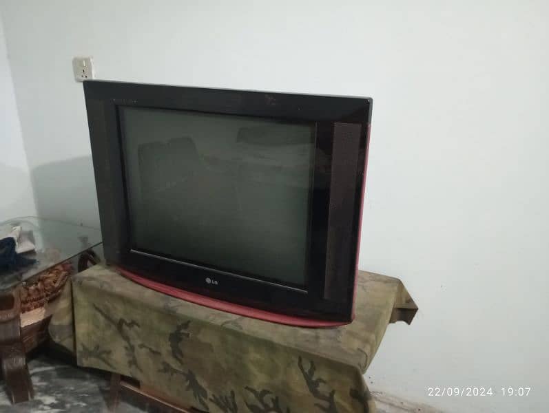 LG TV 32" 1