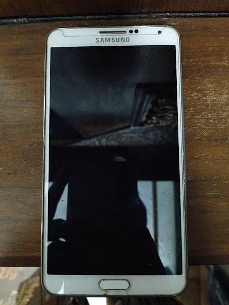 Samsung Galaxy note 3 white color 1