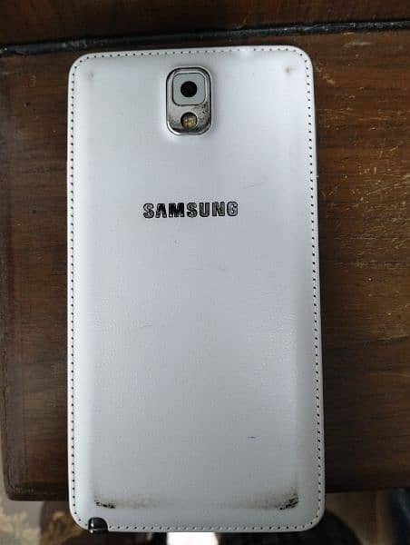 Samsung Galaxy note 3 white color 2