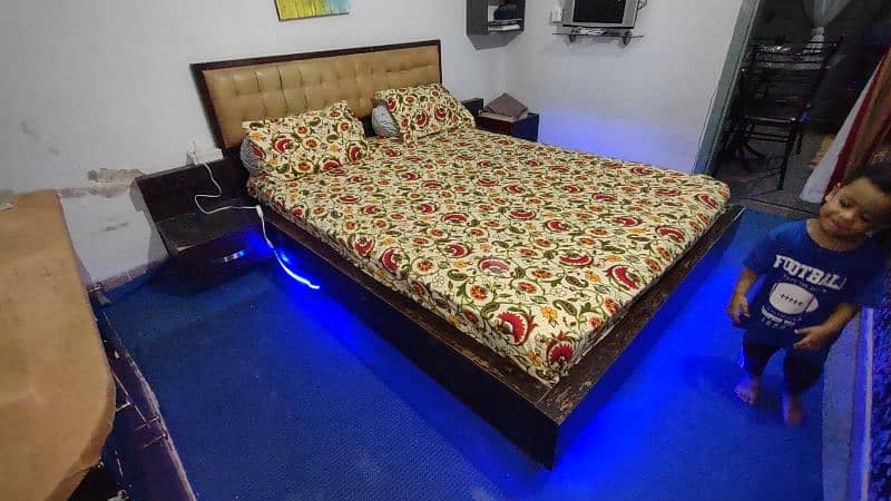 wooden bed queen size low height 1