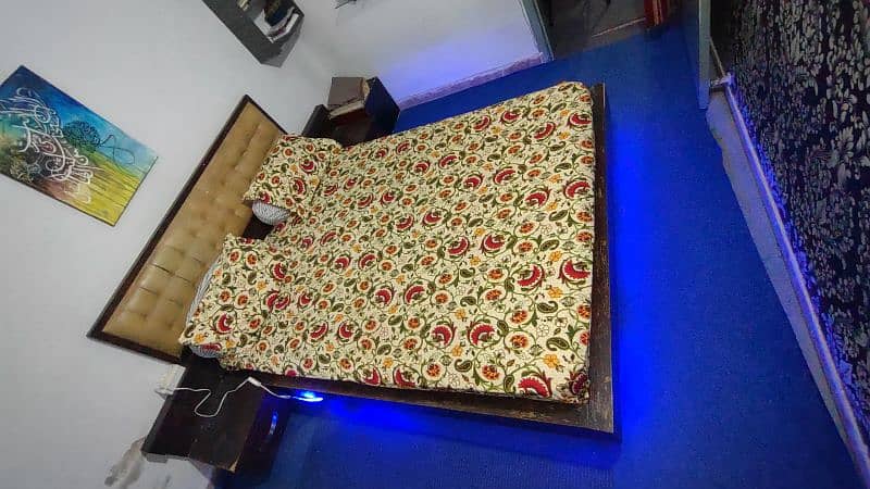 wooden bed queen size low height 4