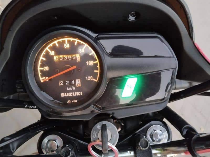 Suzuki gd 110s for sale just 3400 km 1