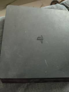 PS4 slim