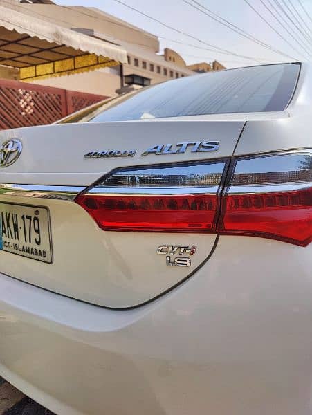 Toyota Altis Grande 2018 14