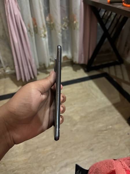 vivo v21E 5