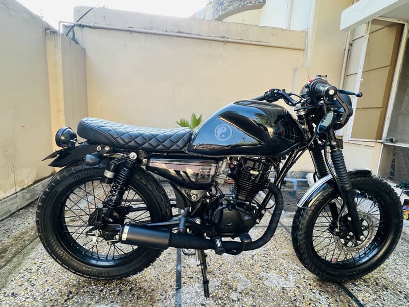 Honda CG 125 Cafe Racer exchange possible with Suzuki GS 150 13