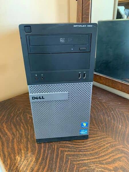 PC for sale i7 2600 8gb ram 600 watt gaming supply 0