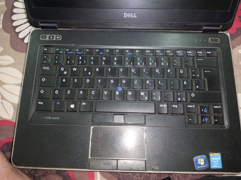 Dell Latitude E6440 corei5 1