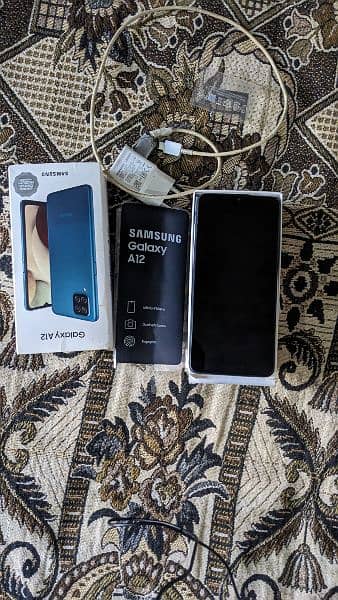 urgent sale Samsung a12 4gb 64gb wattsap 0/3/3/6/1/6/9/7/5/5/2 200p0 1