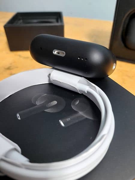 Airpods pro 2 black matte color 8