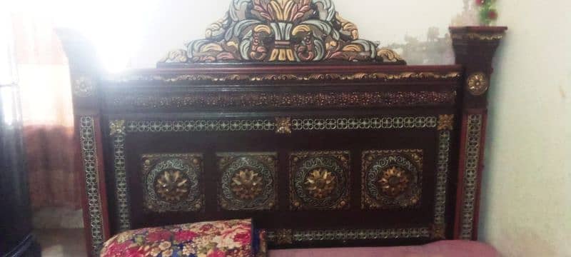 bed dresing urgent sale 8