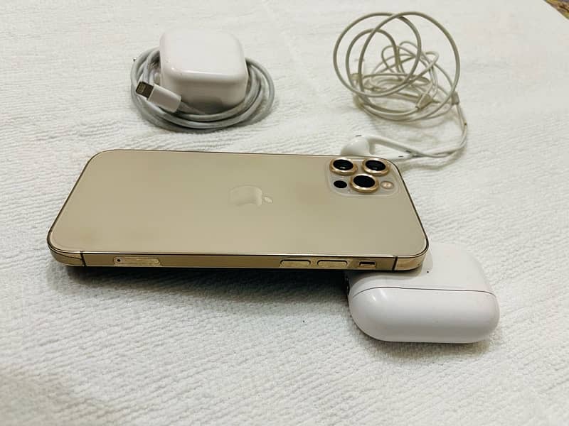 Iphone 12 Pro Gold LLA model 128GB Non-PTA ( Both sim time available ) 0