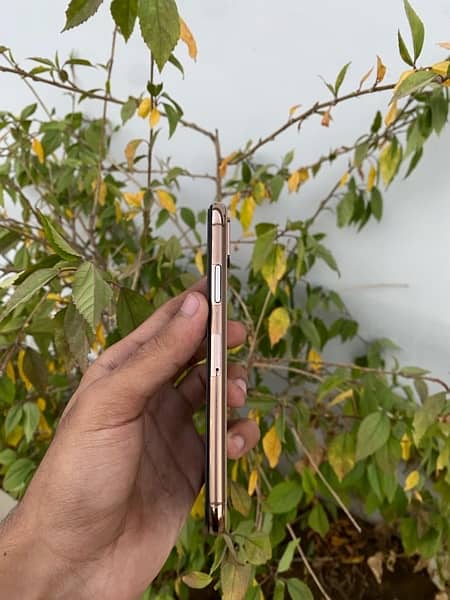 Apple Iphone XS 256GB Pta Approve Dual Sim 2