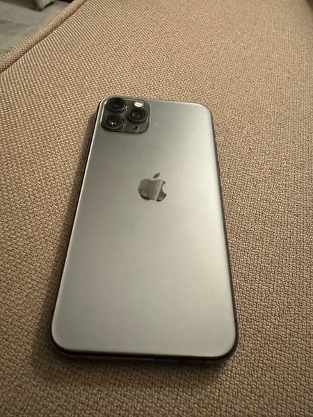 iPhone 11 Pro 256 GB Space Grey 2