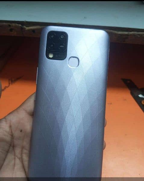 Infinix hot 10s 6/128 4