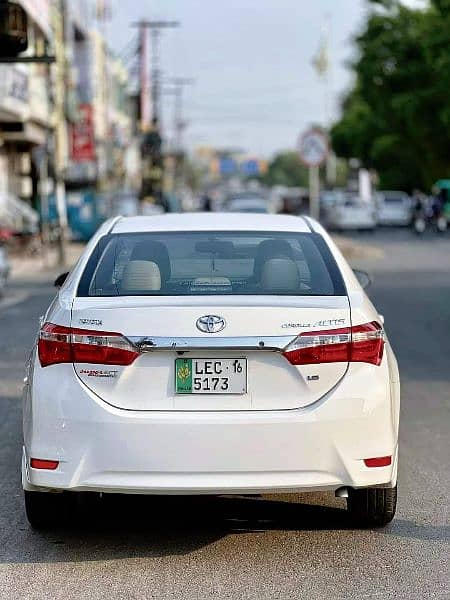 Toyota Corolla Altis 2016 7