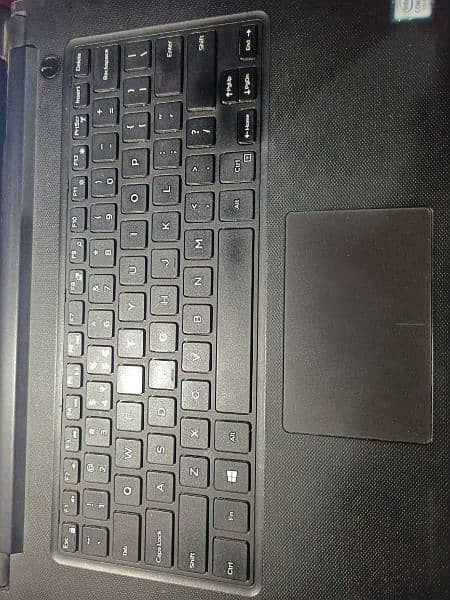 Dell vastro 14 l 8GB RAM 128GB SSD 1