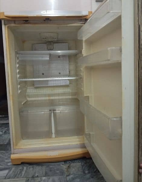 Waves Refrigerator direct Cool(0334-4149298) 3