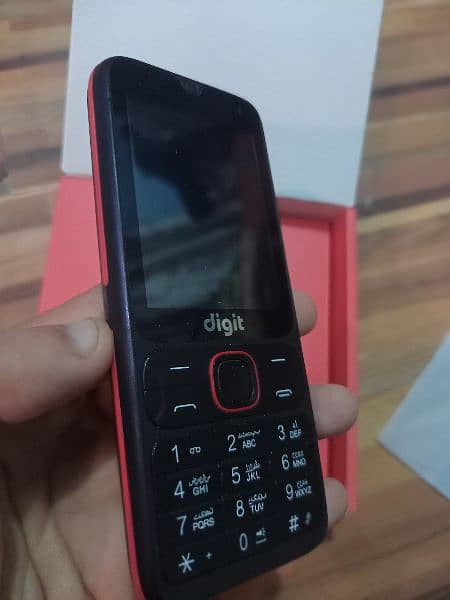 DIGIT 4G ENERGY (TOUCH AND TYPE) 3