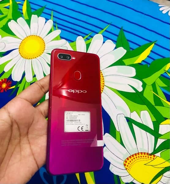 Oppo F9 4/64 with box 1