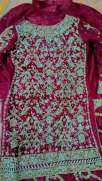 lehnga just new condition used  neat clean condition 3