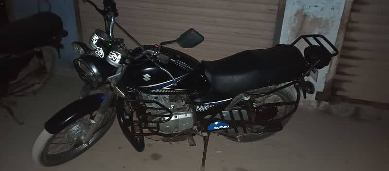 Suzuki Gs150cc 7