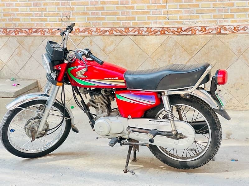 HONDA CD125/ modle 2013A/condation 10 by 9 0