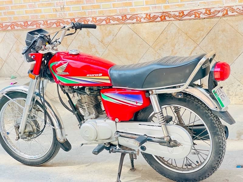 HONDA CD125/ modle 2013A/condation 10 by 9 10