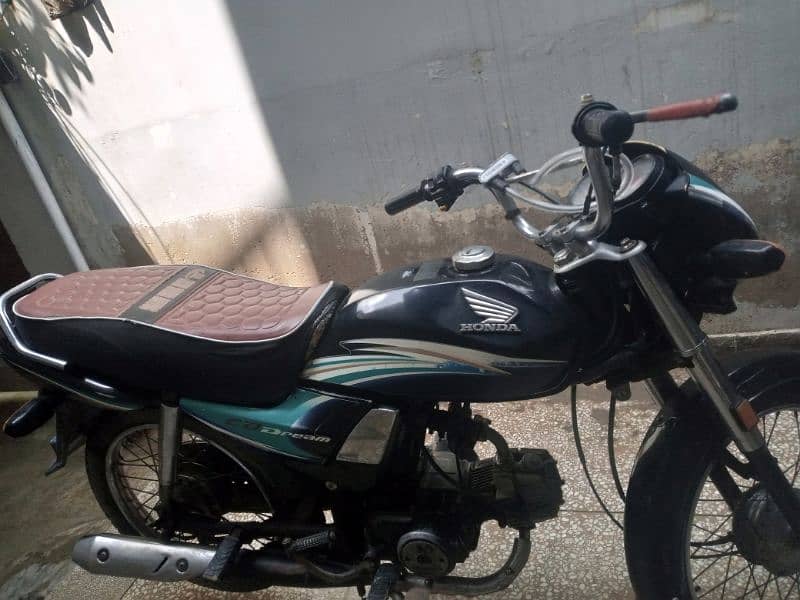 Honda Dream CDI 70, Karachi Register, Sealed engine, First owner 8