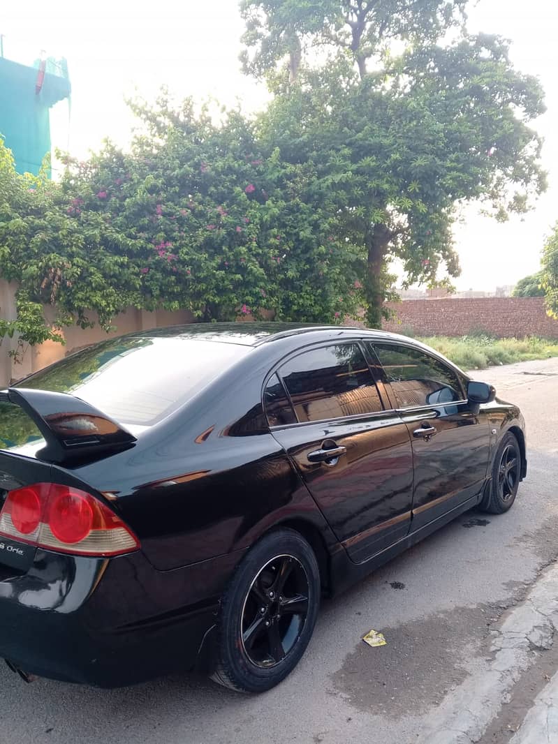 Honda Civic 2008 3