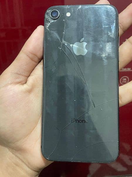 iphone 8 back crack 0