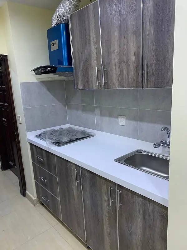 Studio luxury Furnished Flat Available For rent In Bahria Town Lahore 2