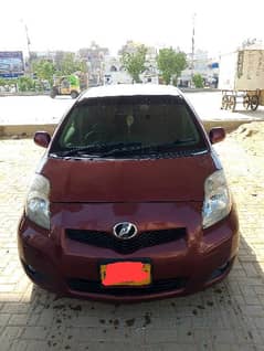 Toyota Vitz 2010