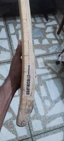 Tape ball bat sirilankan Gray nicolls 3