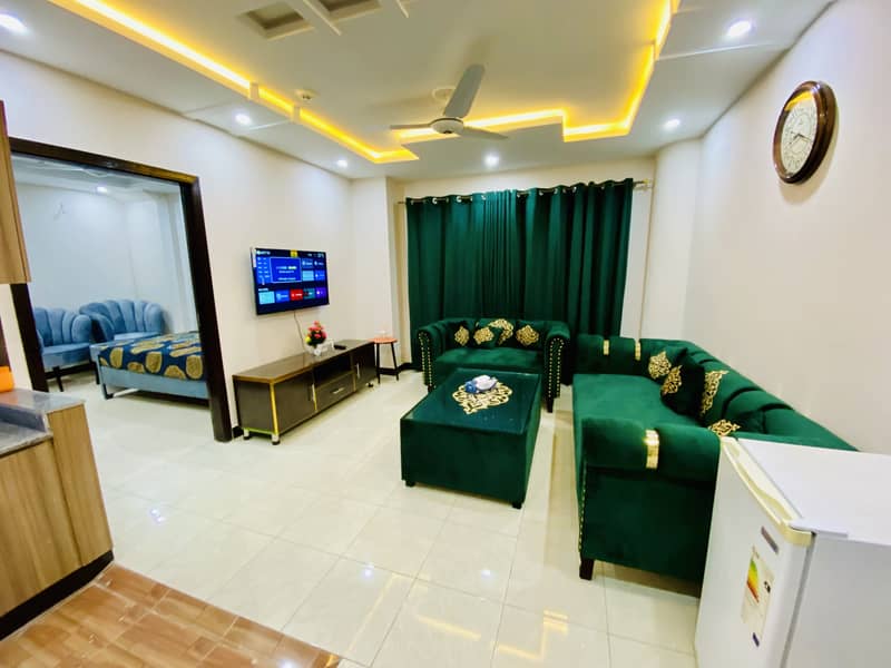 1 Bed Luxury Furnish Apartment For Rent daily and weekly bass 9