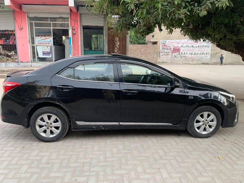 Toyota Altis Grande 2016 3